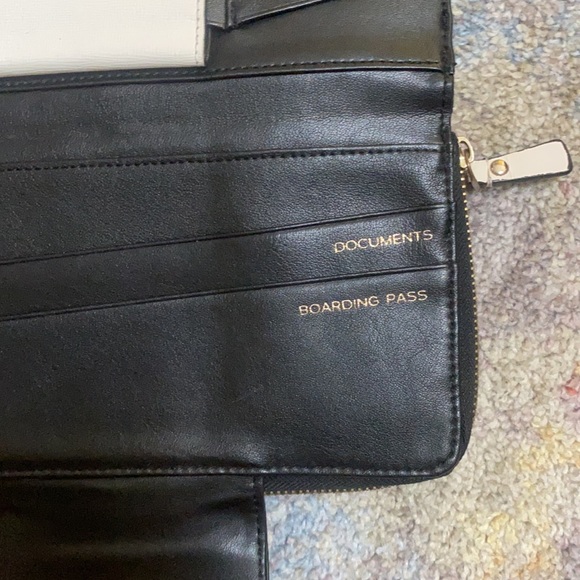 BCBG Max Azria Sadie oversized wallet & travel document / passport or clutch - Picture 12 of 16